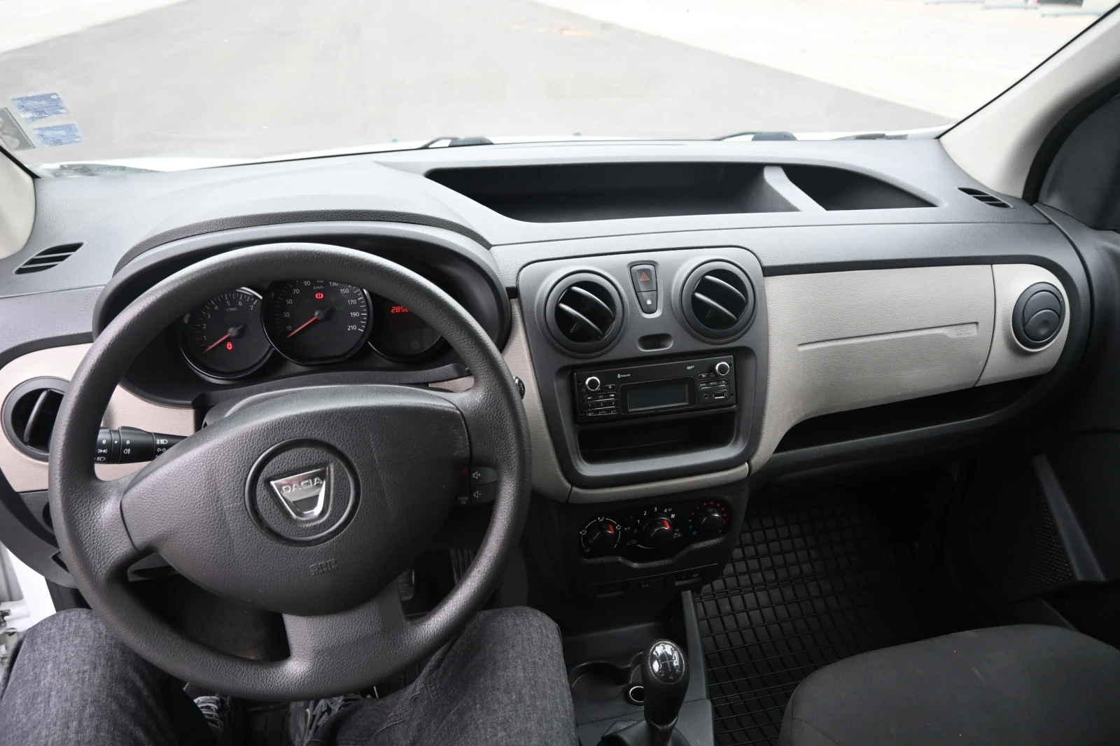 Dacia Dokker 1.5 dCi, снимка 11 - Автомобили и джипове - 56506185