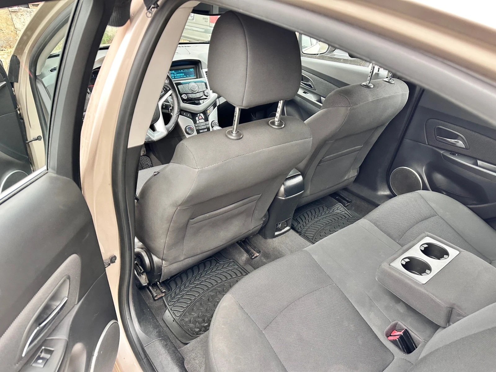 Chevrolet Cruze �������� ��������� | Mobile.bg � ����������� 10