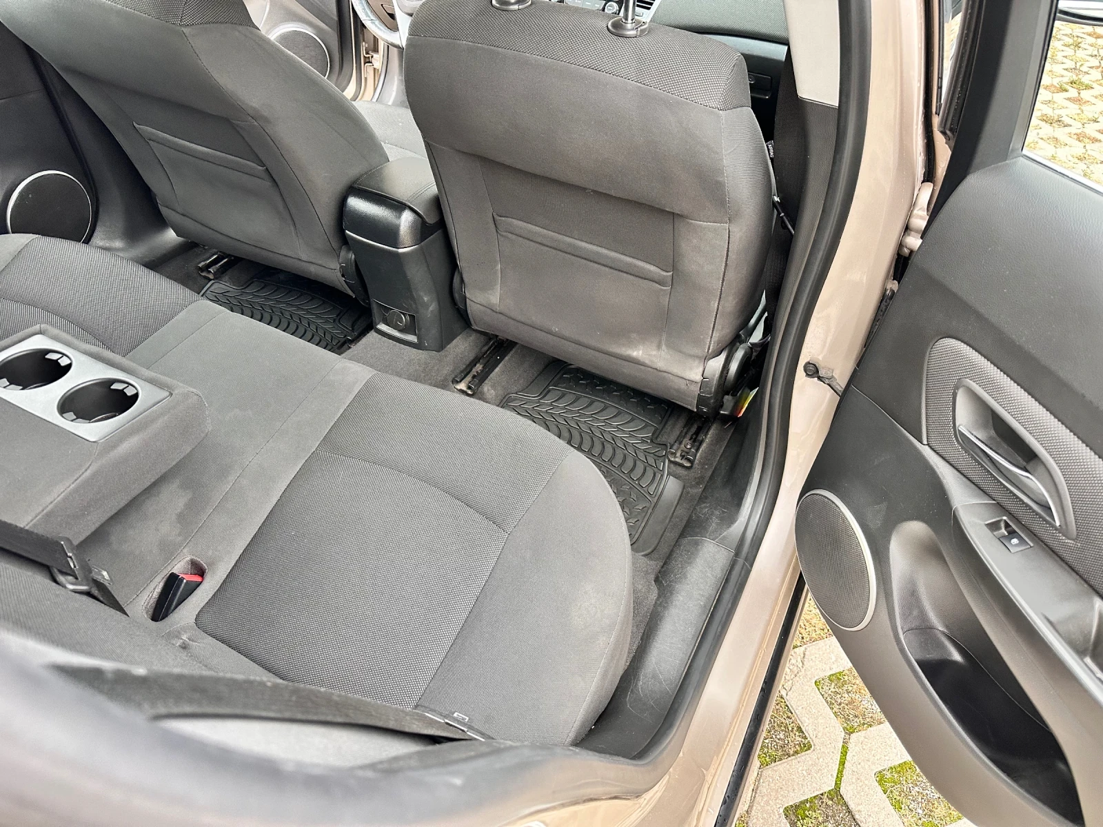 Chevrolet Cruze �������� ��������� | Mobile.bg � ����������� 12