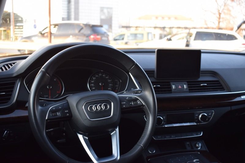 Audi Q5 Premium , снимка 12 - Автомобили и джипове - 45632946