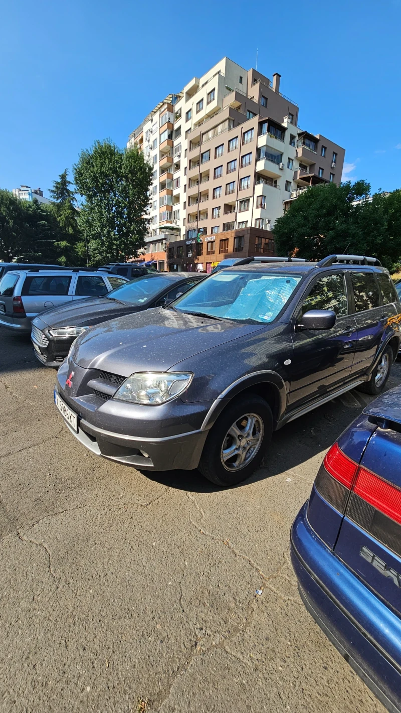 Mitsubishi Outlander 2.4, снимка 1 - Автомобили и джипове - 48633696