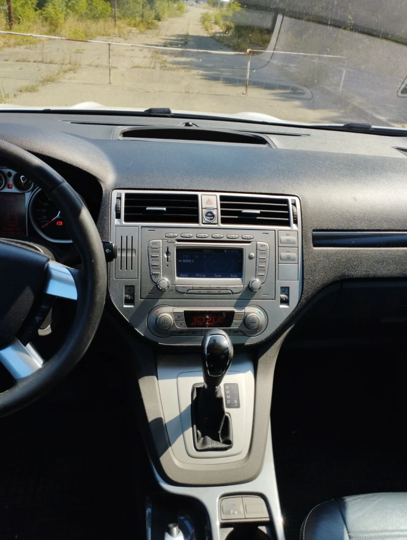 Ford Kuga 4x4, снимка 4 - Автомобили и джипове - 51502459