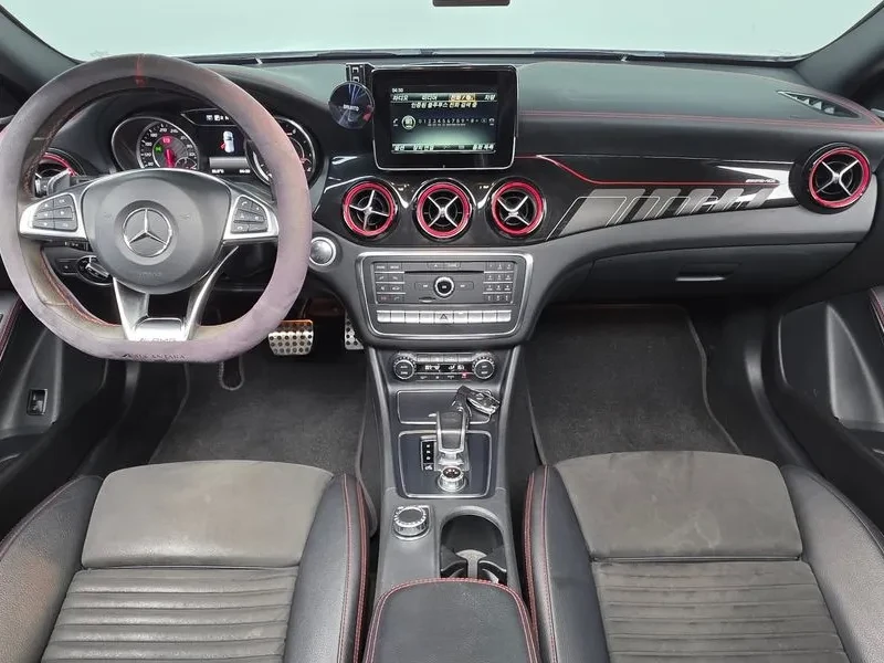 Mercedes-Benz GLA 45 AMG  4Matic, снимка 7 - Автомобили и джипове - 55883591