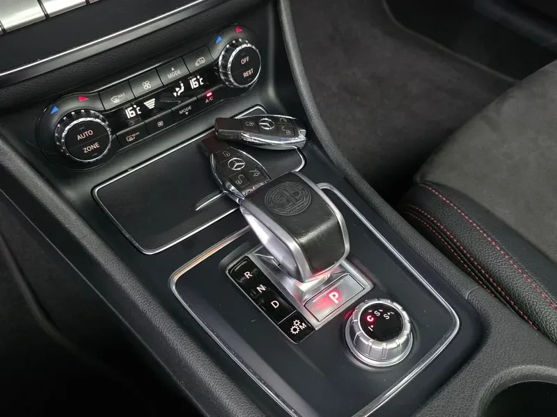 Mercedes-Benz GLA 45 AMG  4Matic, снимка 9 - Автомобили и джипове - 55883591
