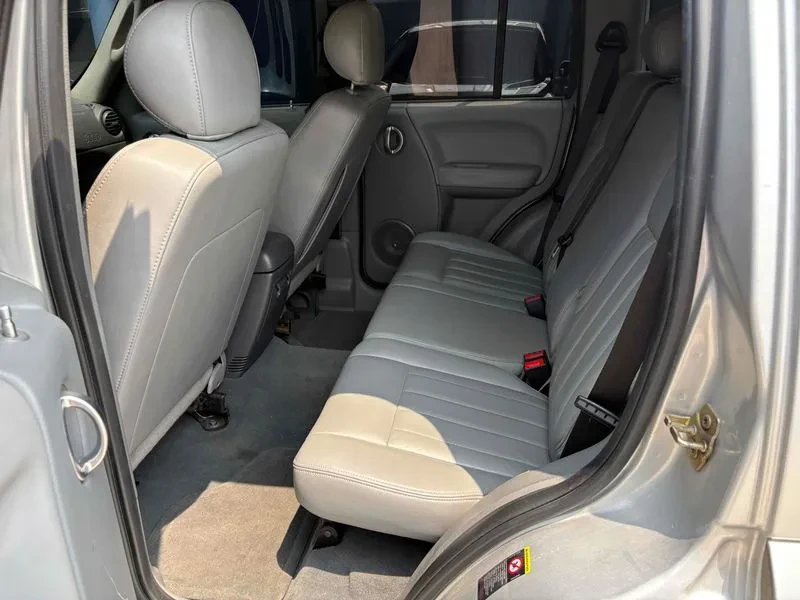 Jeep Cherokee 3.7 Kj, снимка 13 - Автомобили и джипове - 56112129