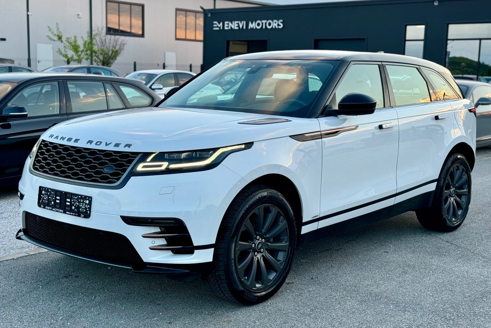 Land Rover Range Rover Velar R-DYNAMIC - изображение 3