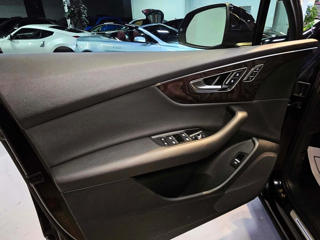 Audi Q7 * CleanCarfax/S Line/Certified/Finance * CARFAX *  | Mobile.bg   12