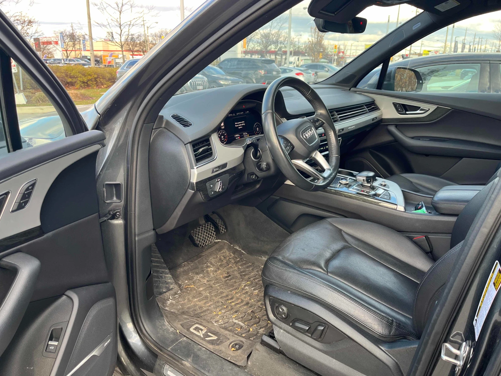 Audi Q7 * CARFAX * БЕЗ ПЪРВОНАЧАЛНА ВНОСКА - изображение 6