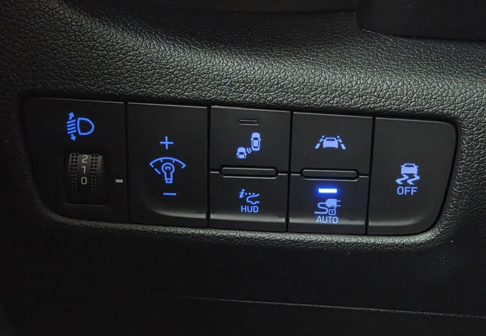 Hyundai Kona 64KWh/12.2020/Blue Link | Mobile.bg � ����������� 16