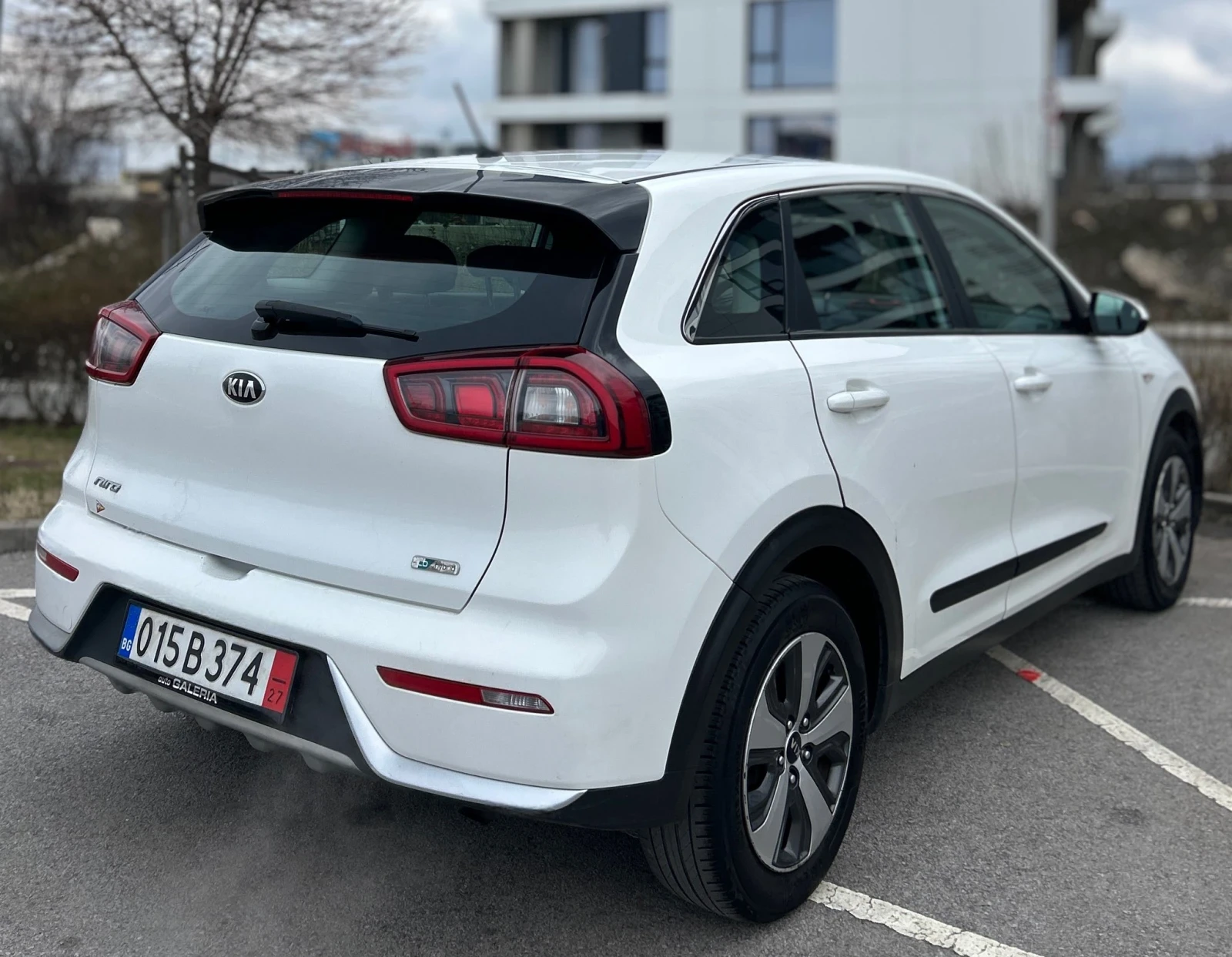 Kia Niro 1.6* EV* Hybrid*  - изображение 8