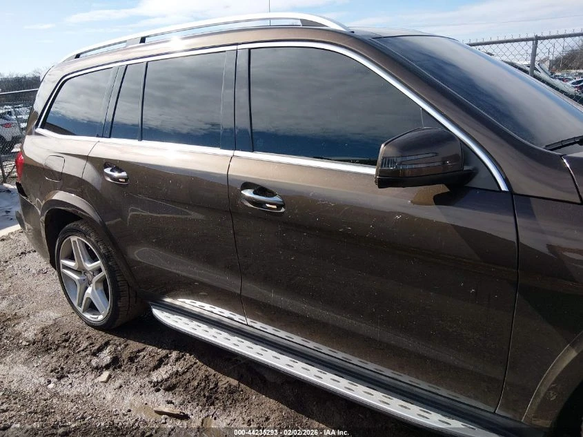 Mercedes-Benz GL 550 2015 MERCEDES-BENZ GL 550 4MATIC - изображение 4