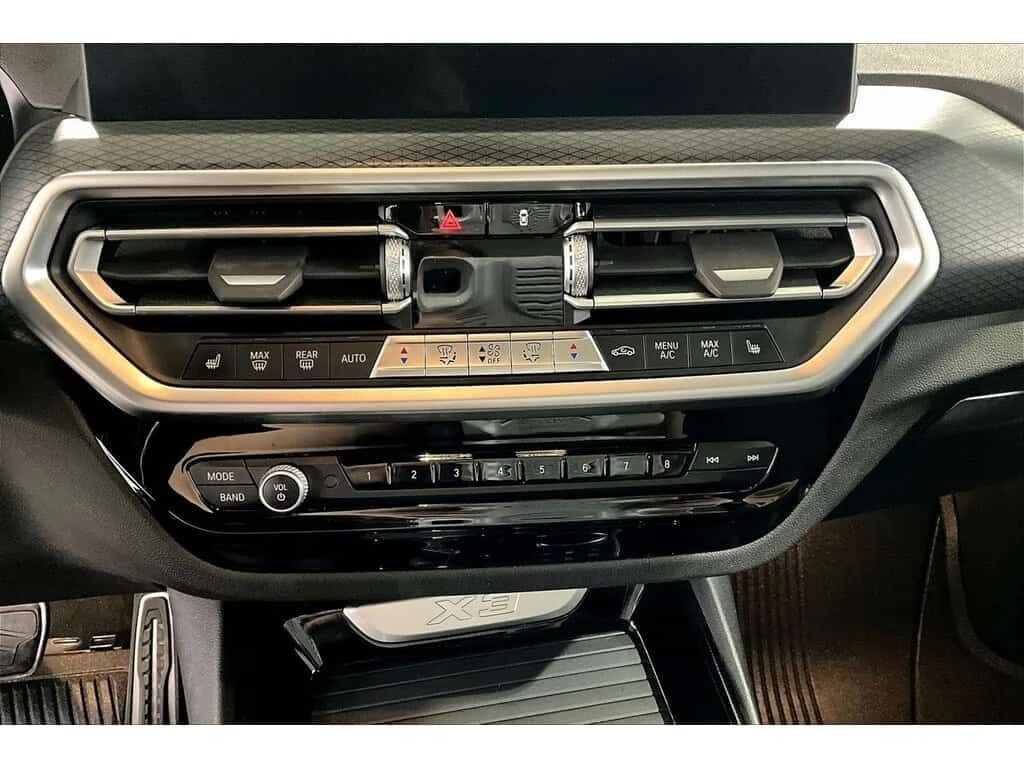 BMW X3 xDrive30i M SPORT/AMBIENT/ПАНОРАМА/ПОДГРЕВИ, снимка 16 - Автомобили и джипове - 53862303