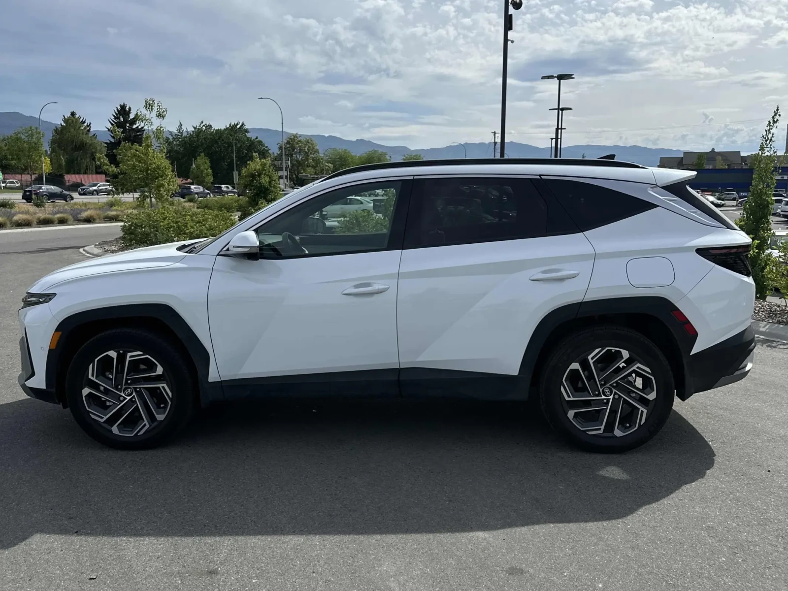 Hyundai Tucson Ultimate * CARFAX * АВТО КРЕДИТ * Цена до БГ * , снимка 3 - Автомобили и джипове - 54577657