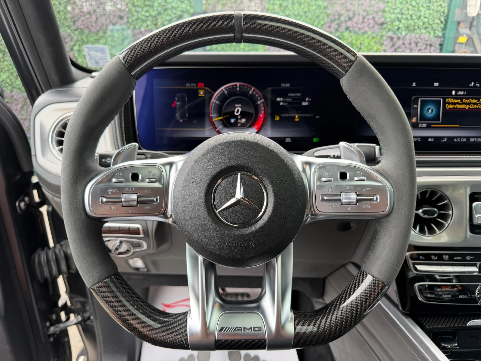 Mercedes-Benz G 63 AMG STRONGER THAN TIME/BURMESTER/LED/СОБСТВЕН ЛИЗИНГ, снимка 9 - Автомобили и джипове - 54774456