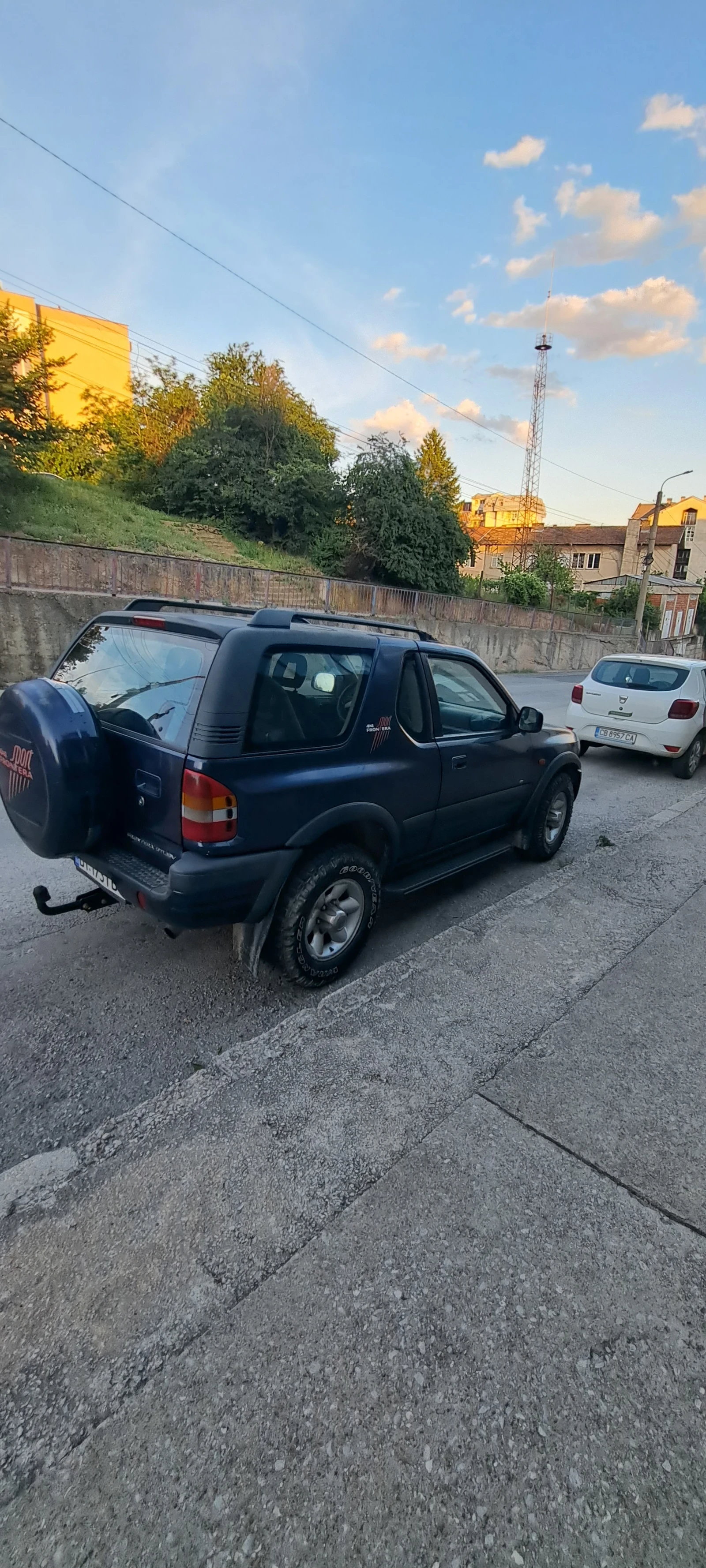 Opel Frontera 2.2, снимка 4 - Автомобили и джипове - 54857907