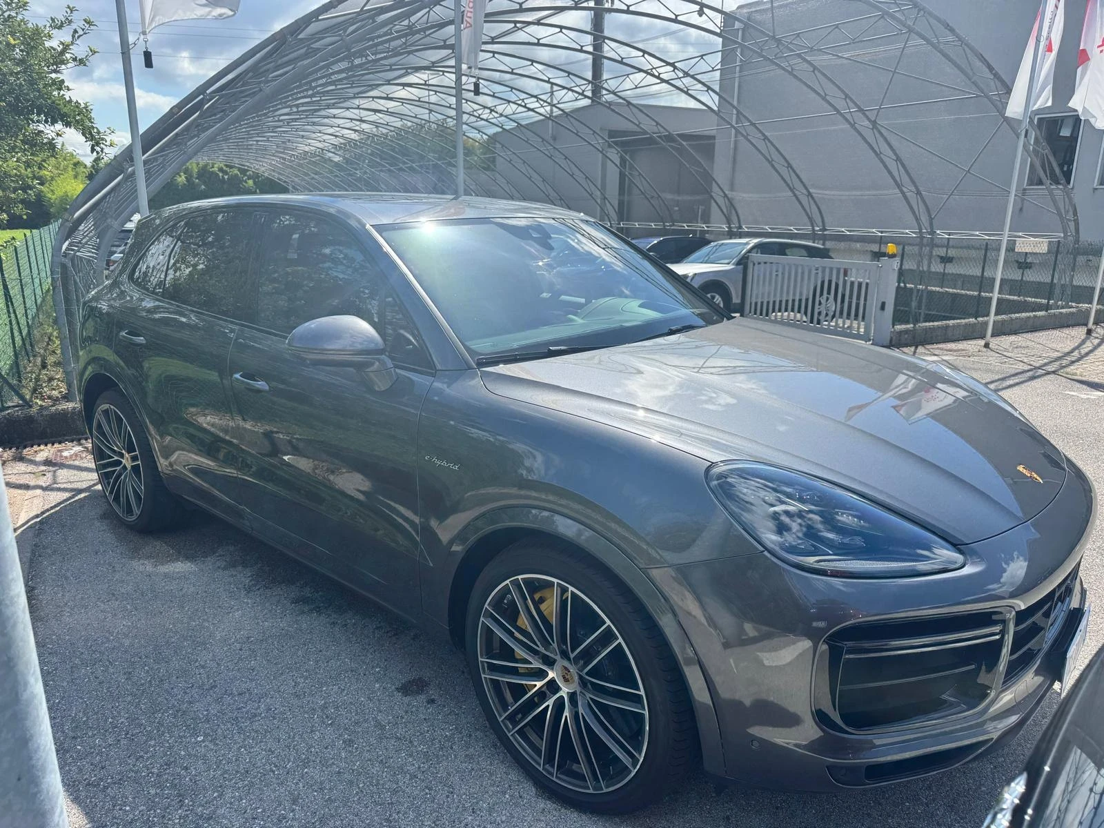 Porsche Cayenne 4.0* V8* TURBO S* E-HYBRID* 680KC, снимка 2 - Автомобили и джипове - 55838218