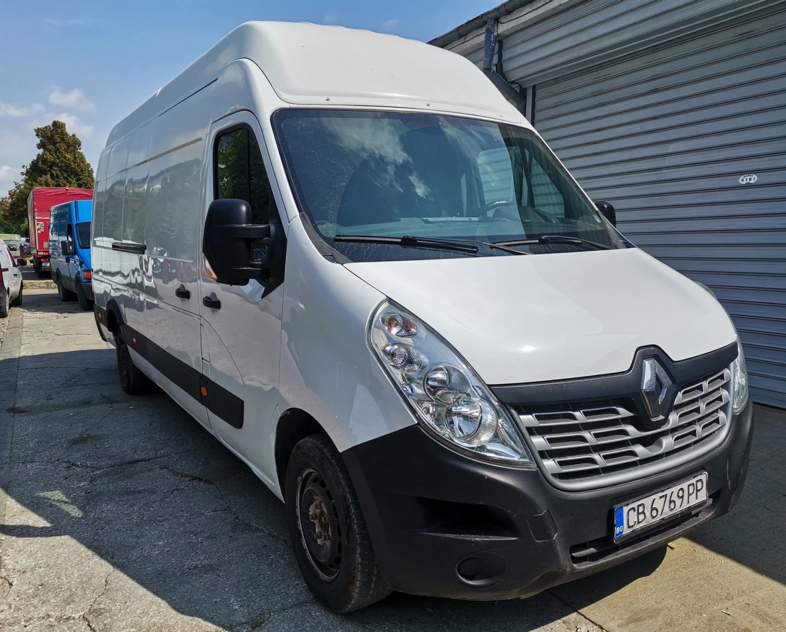Renault Master L3H3 MAXI 17m2 - изображение 3