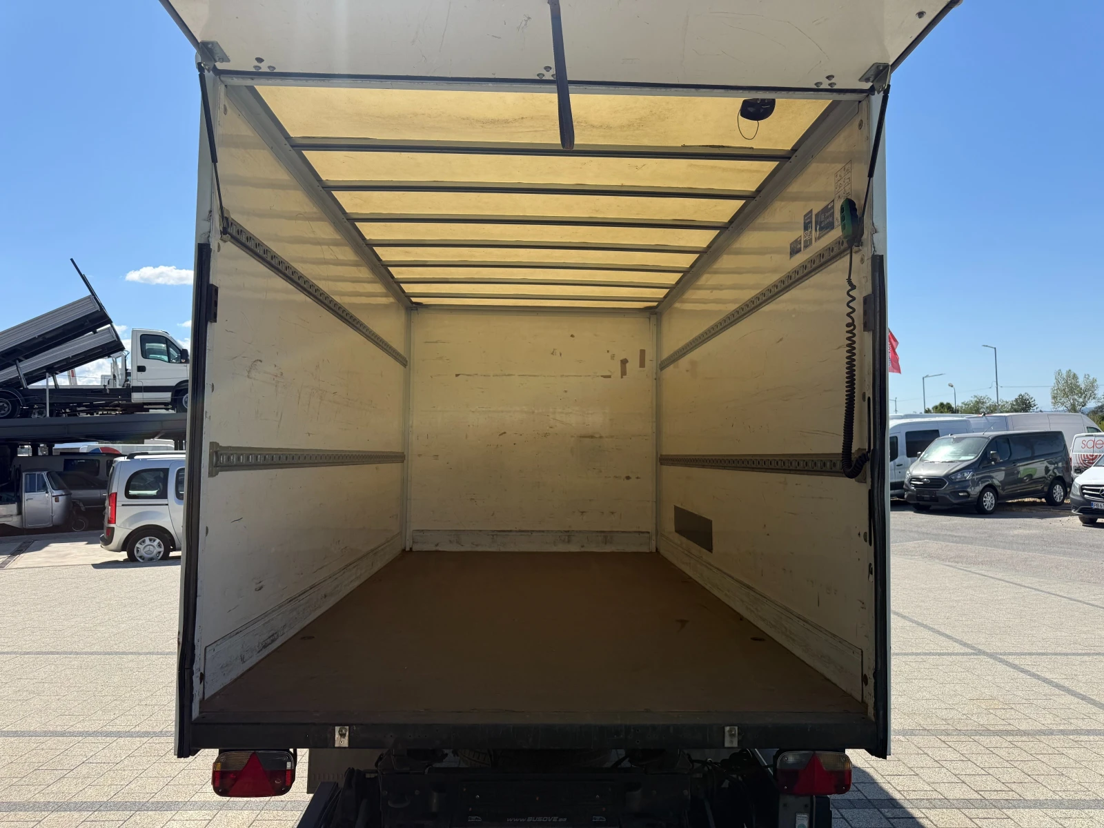 Ford Transit 2.0TDCI до 3.5т. 4.25м. Падащ борд Клима Euro 6 , снимка 17 - Бусове и автобуси - 55978850