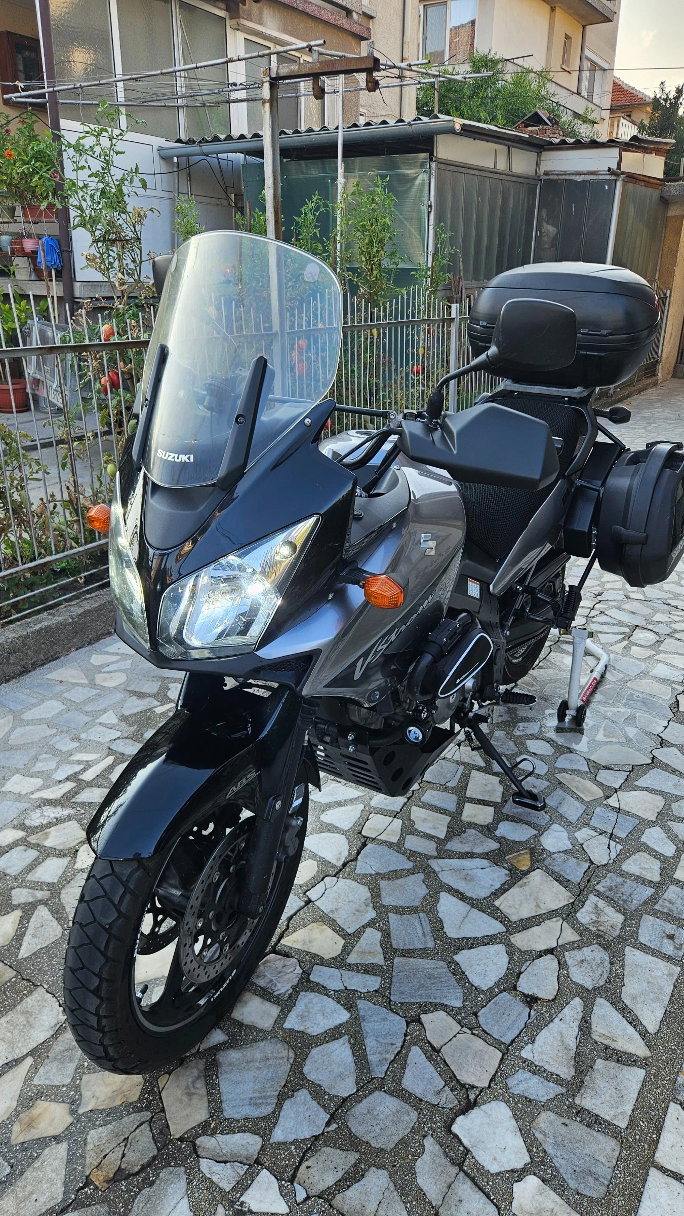 Suzuki V-strom 650 ABS, снимка 1