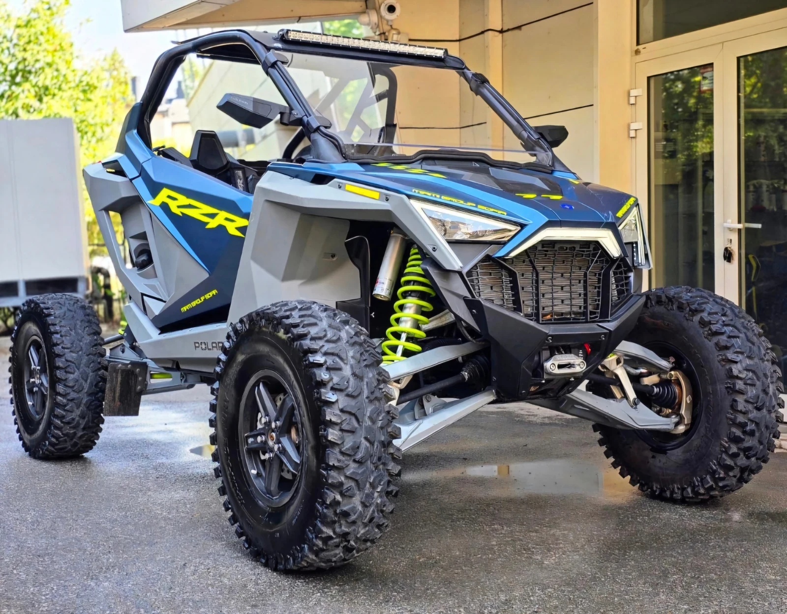 Polaris RZR TURBO R 2022 Premium - изображение 3