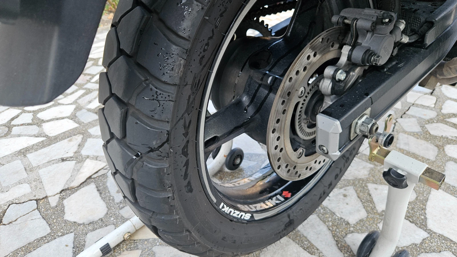 Suzuki V-strom 650 ABS - изображение 7