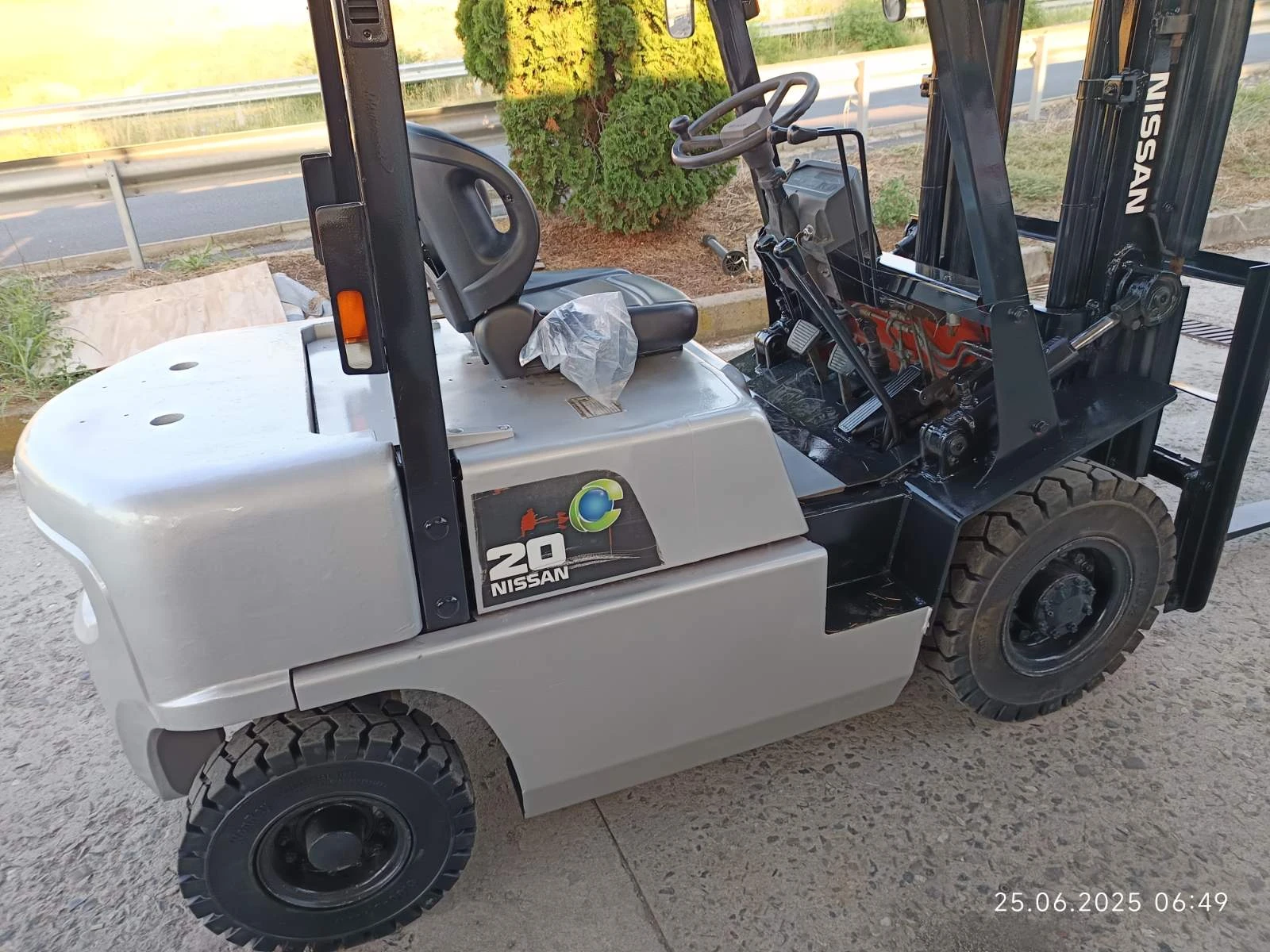  Nissan 2.0TON   | Mobile.bg   5