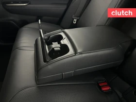 Toyota Crown Platinum AWD, снимка 16