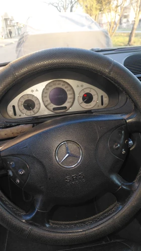 Mercedes-Benz E 270, снимка 4