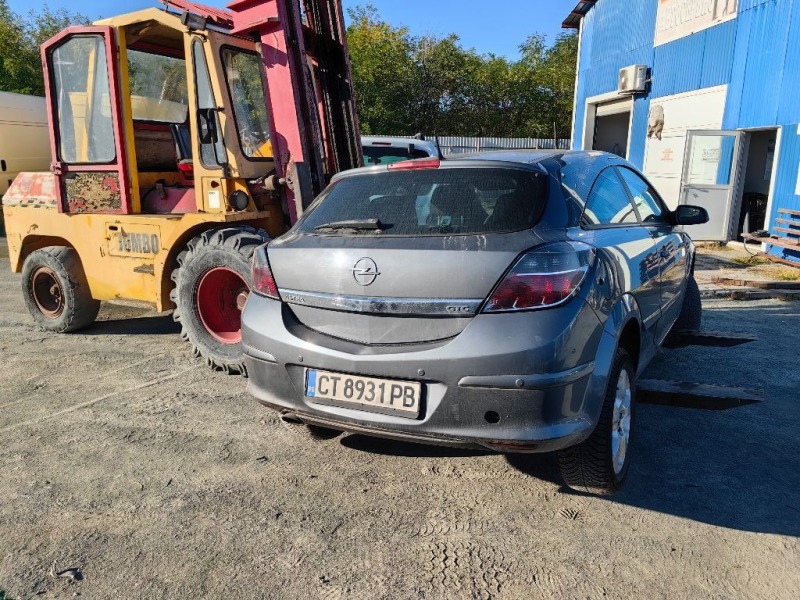 Opel Astra 1.9TDCI, снимка 3 - Автомобили и джипове - 43395755