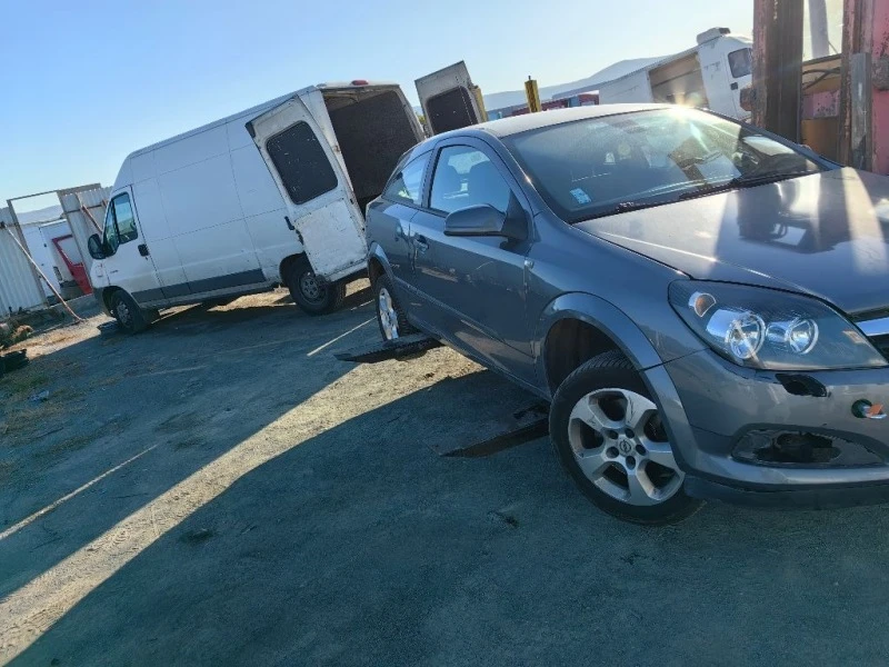 Opel Astra 1.9TDCI, снимка 2 - Автомобили и джипове - 47183798