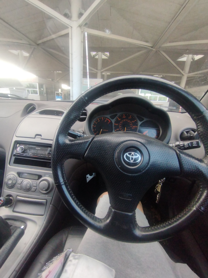 Toyota Celica 1.8 VVTL 192hp, снимка 6 - Автомобили и джипове - 45342411