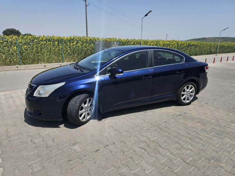 Toyota Avensis, снимка 2 - Автомобили и джипове - 46336401