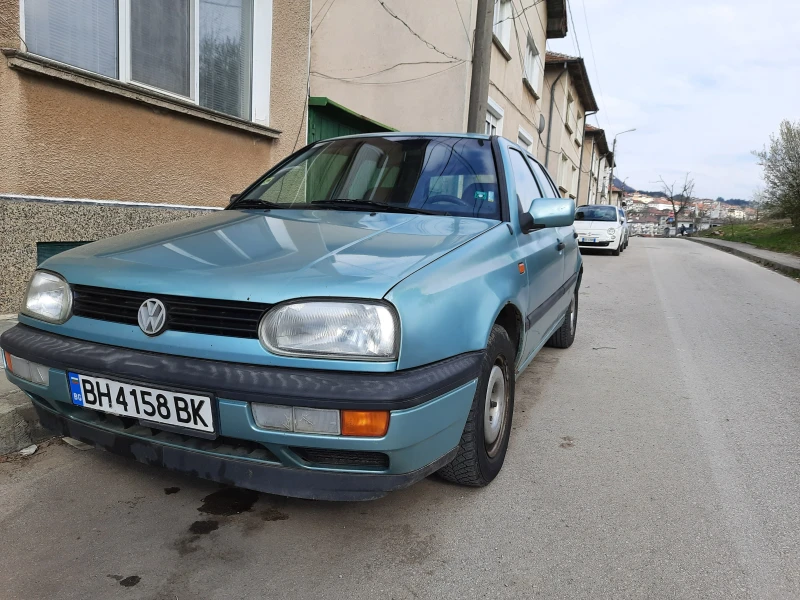 VW Golf, снимка 7 - Автомобили и джипове - 47376053