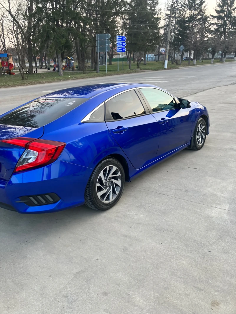 Honda Civic Седан, снимка 6 - Автомобили и джипове - 49136796