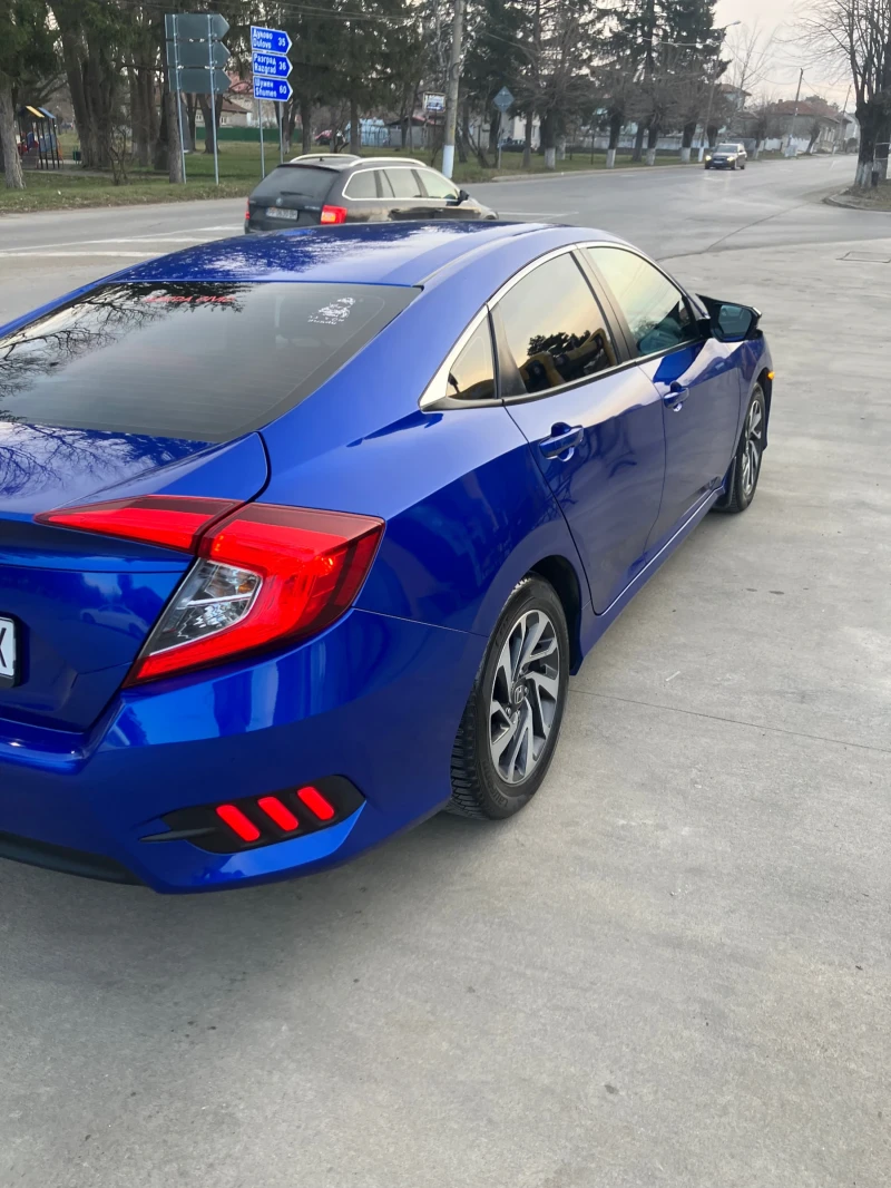 Honda Civic Седан, снимка 3 - Автомобили и джипове - 49136796