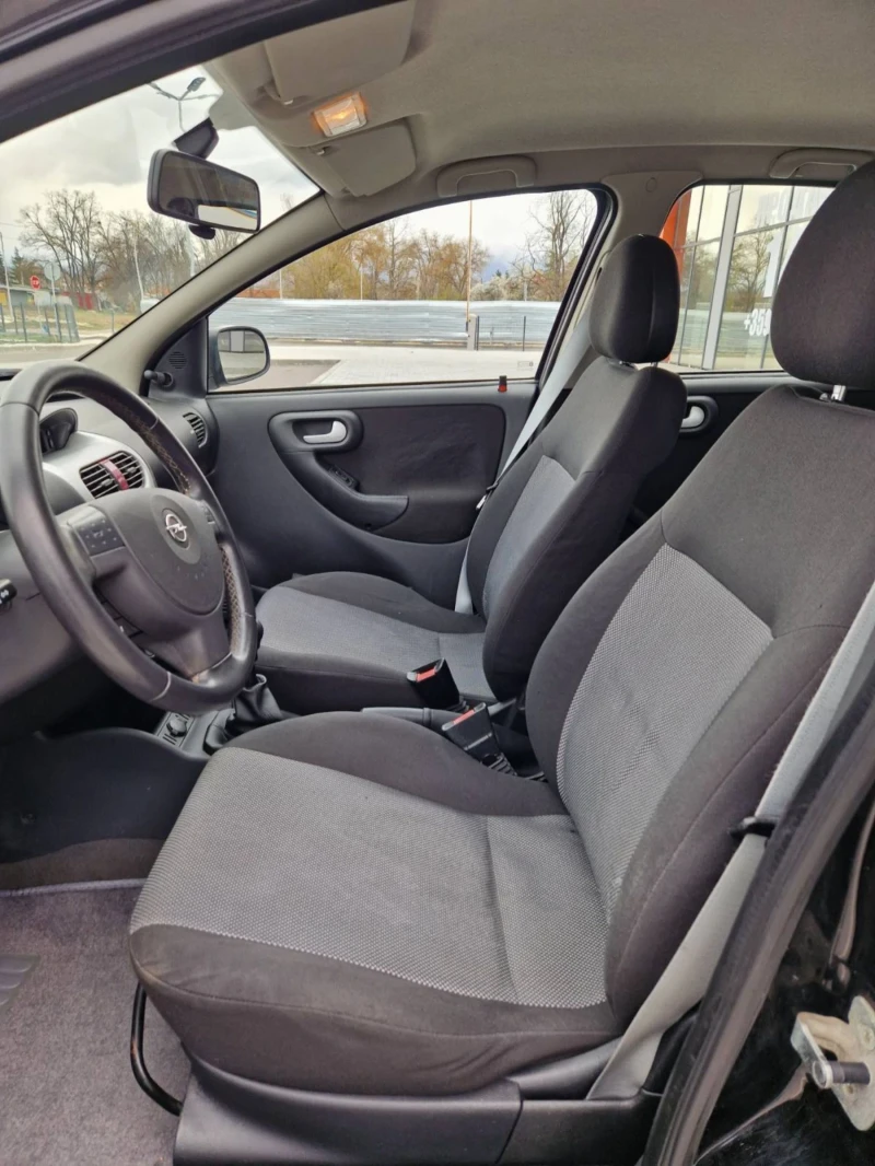 Opel Corsa 1.2 / 80 к.с. климатик , снимка 12 - Автомобили и джипове - 49543246