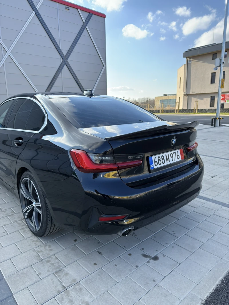 BMW 330 i, снимка 16 - Автомобили и джипове - 49549069