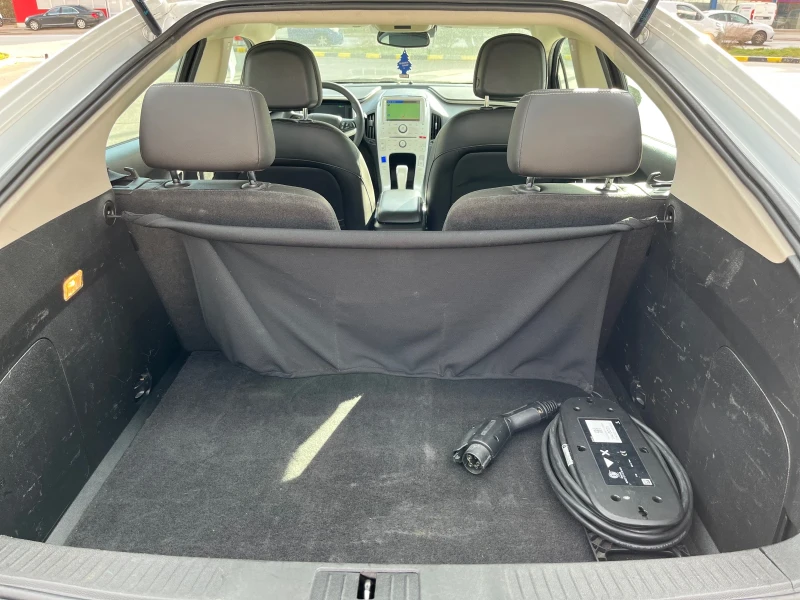 Chevrolet Volt Premium / Швейцария, снимка 8 - Автомобили и джипове - 51862559