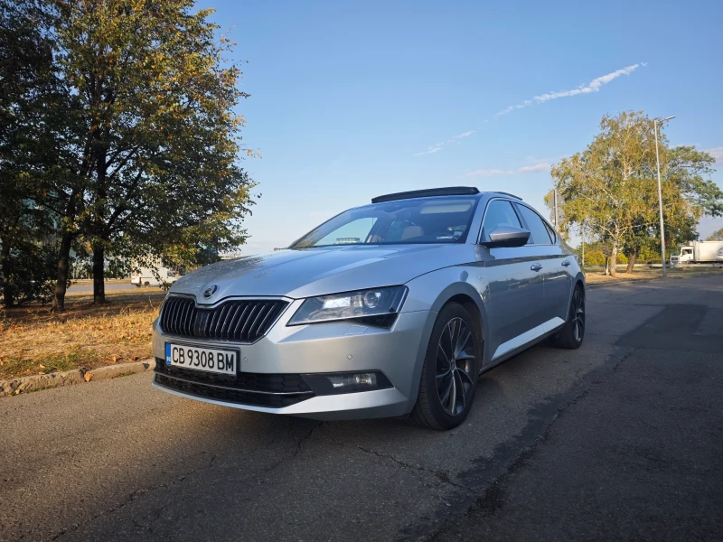 Skoda Superb L&K 2.0TDI, DCC, 190, 4x4, панорама, печка, обдухв, снимка 2 - Автомобили и джипове - 51474429