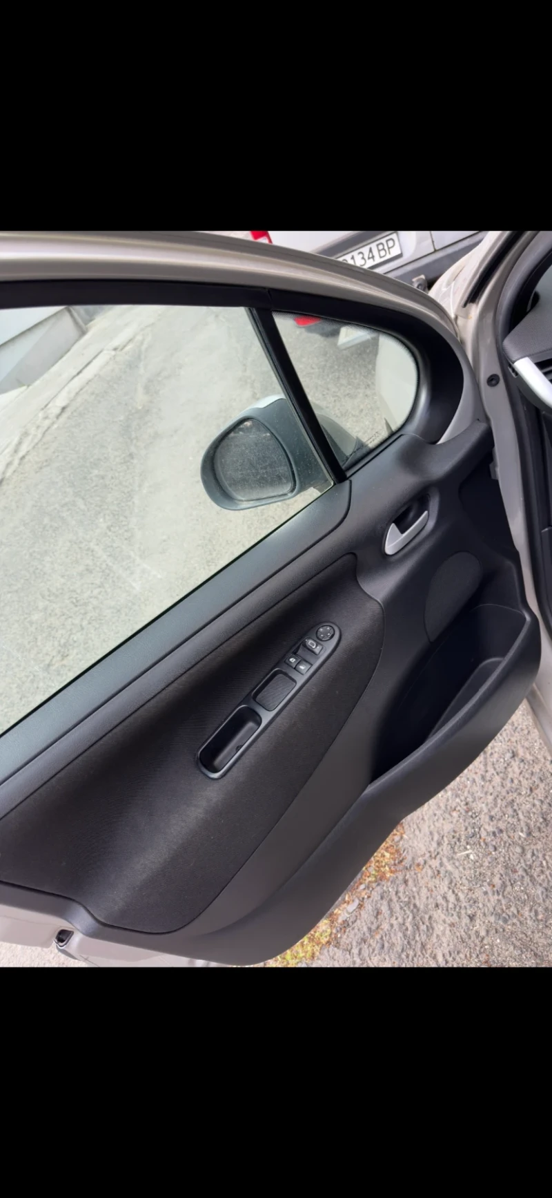 Peugeot 207, снимка 8 - Автомобили и джипове - 53238848