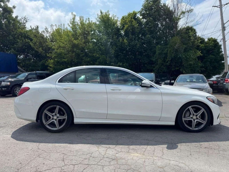 Mercedes-Benz C 300 * CARFAX * БЕЗ ПЪРВОНАЧАЛНА ВНОСКА, снимка 10 - Автомобили и джипове - 53089087