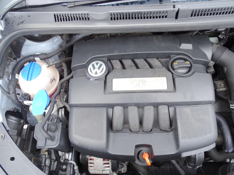 VW Golf Plus 1.6i_102 Kоня_DSG* , снимка 15 - Автомобили и джипове - 53390893