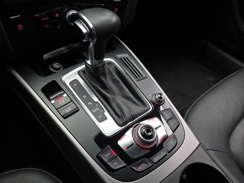 Audi A4 2.0 TDI - САМО 30% АВАНС , снимка 9 - Автомобили и джипове - 55461196
