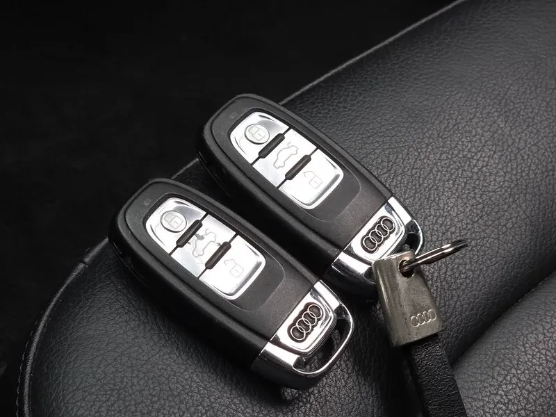 Audi A4 2.0 TDI - САМО 30% АВАНС , снимка 17 - Автомобили и джипове - 55461196
