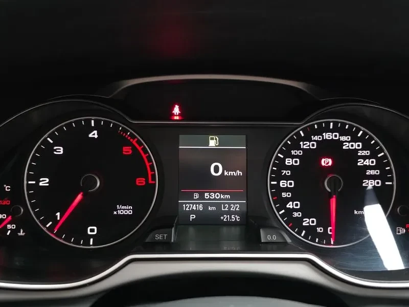 Audi A4 2.0 TDI - САМО 30% АВАНС , снимка 8 - Автомобили и джипове - 55461196