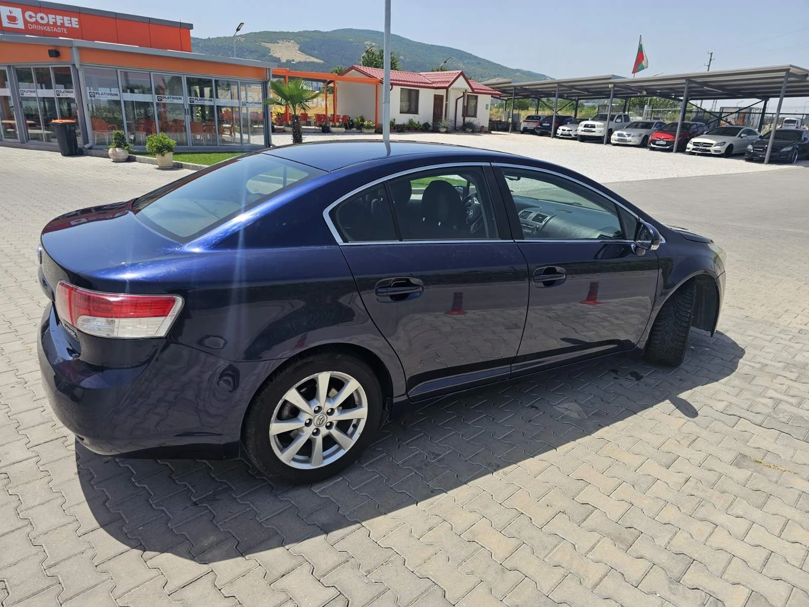 Toyota Avensis  - изображение 4