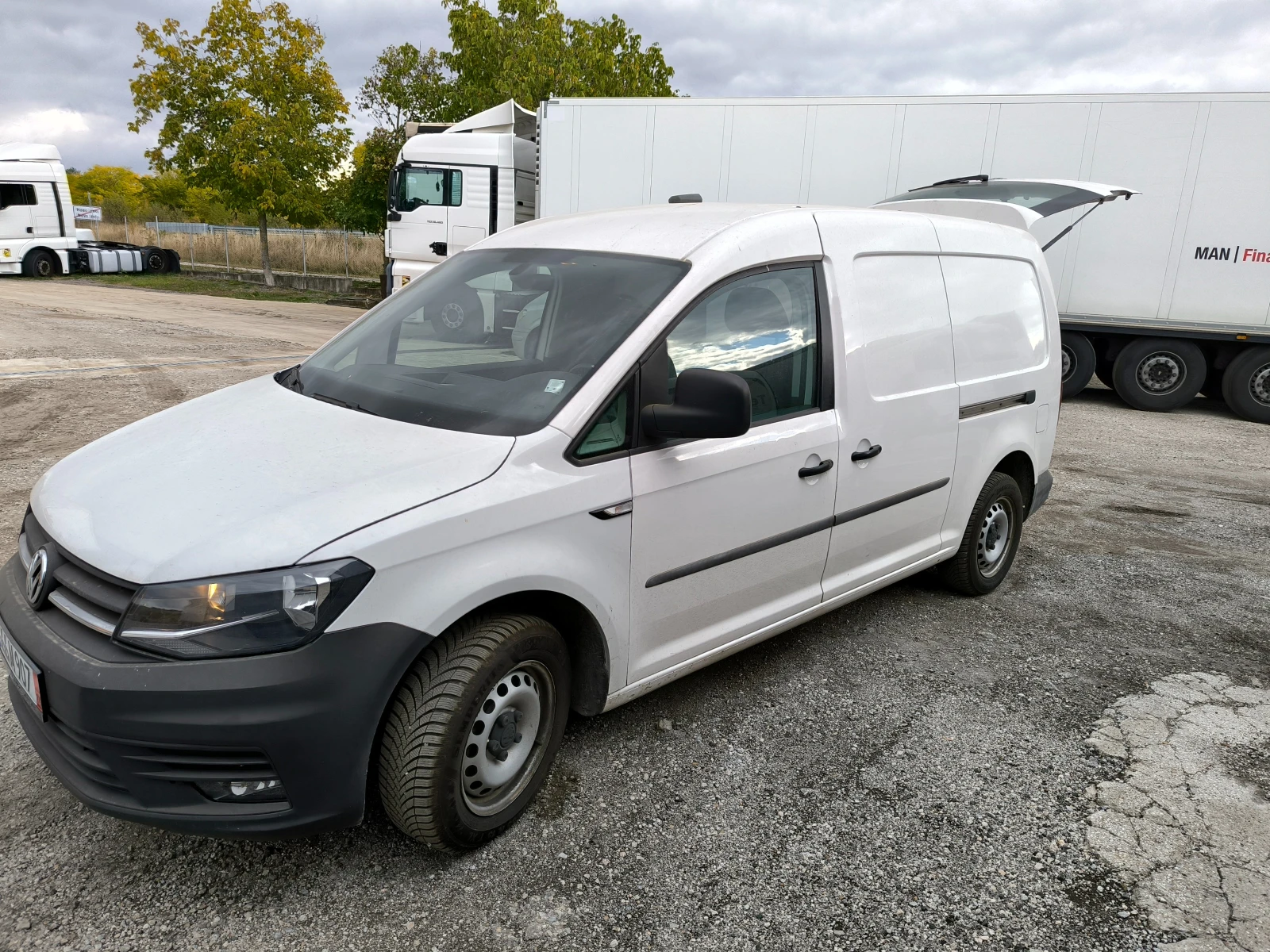 VW Caddy MAXI - изображение 4