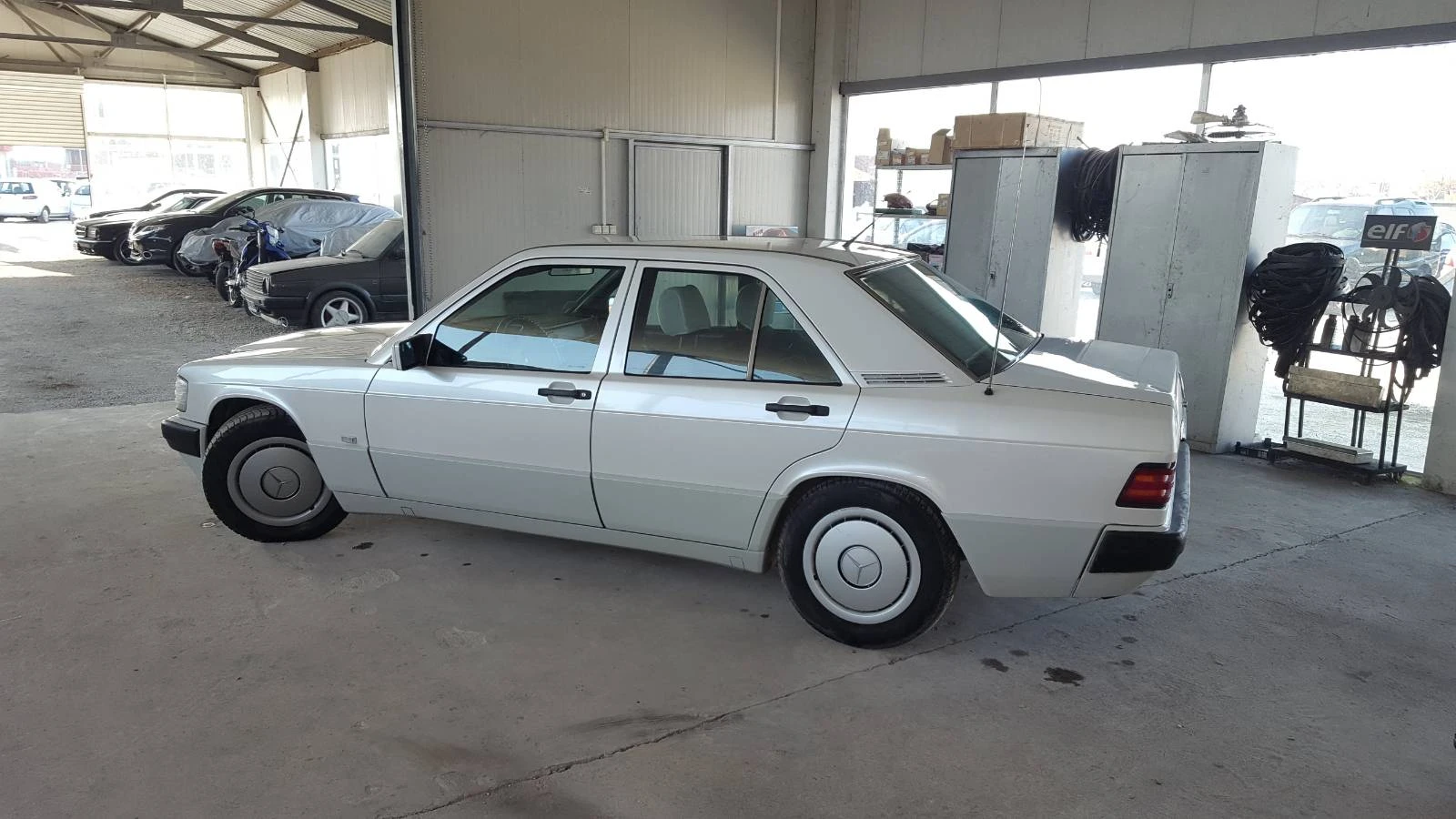 Mercedes-Benz 190 2.5 D - изображение 5
