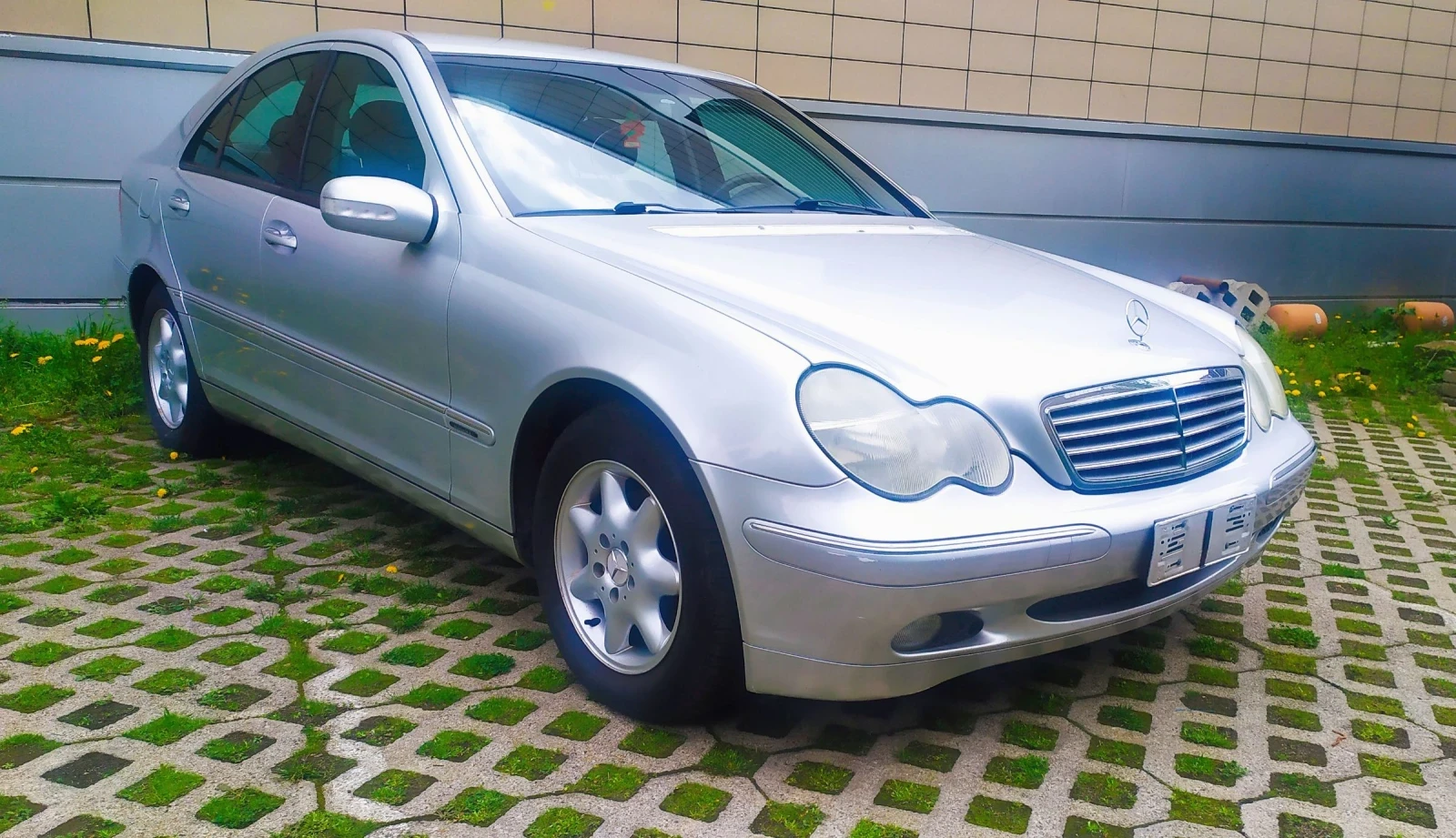 Mercedes-Benz C 180 Elegance - изображение 3