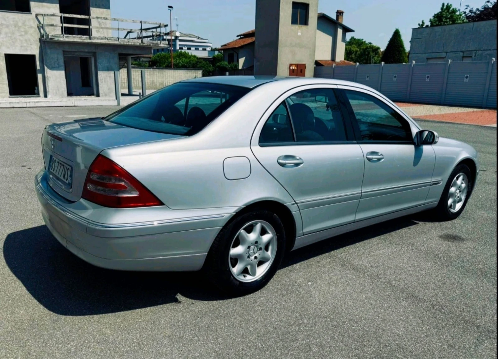 Mercedes-Benz C 180 Elegance - изображение 6